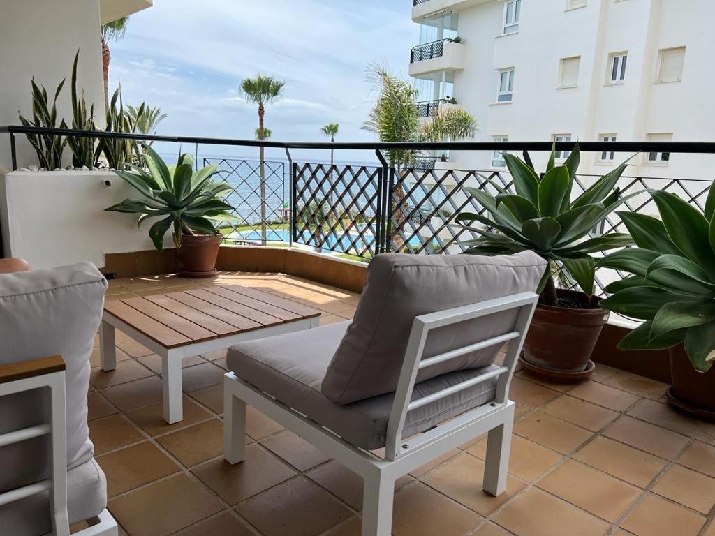 Family Complex Mi Capricho 1, Sea View Apartment Sitio de Calahonda Exterior photo